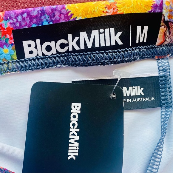 BRAND NWT *Limited Edition* Blackmilk - WAIN'S CATS HWMF LEGGINGS - LIMITED - Picture 6 of 11